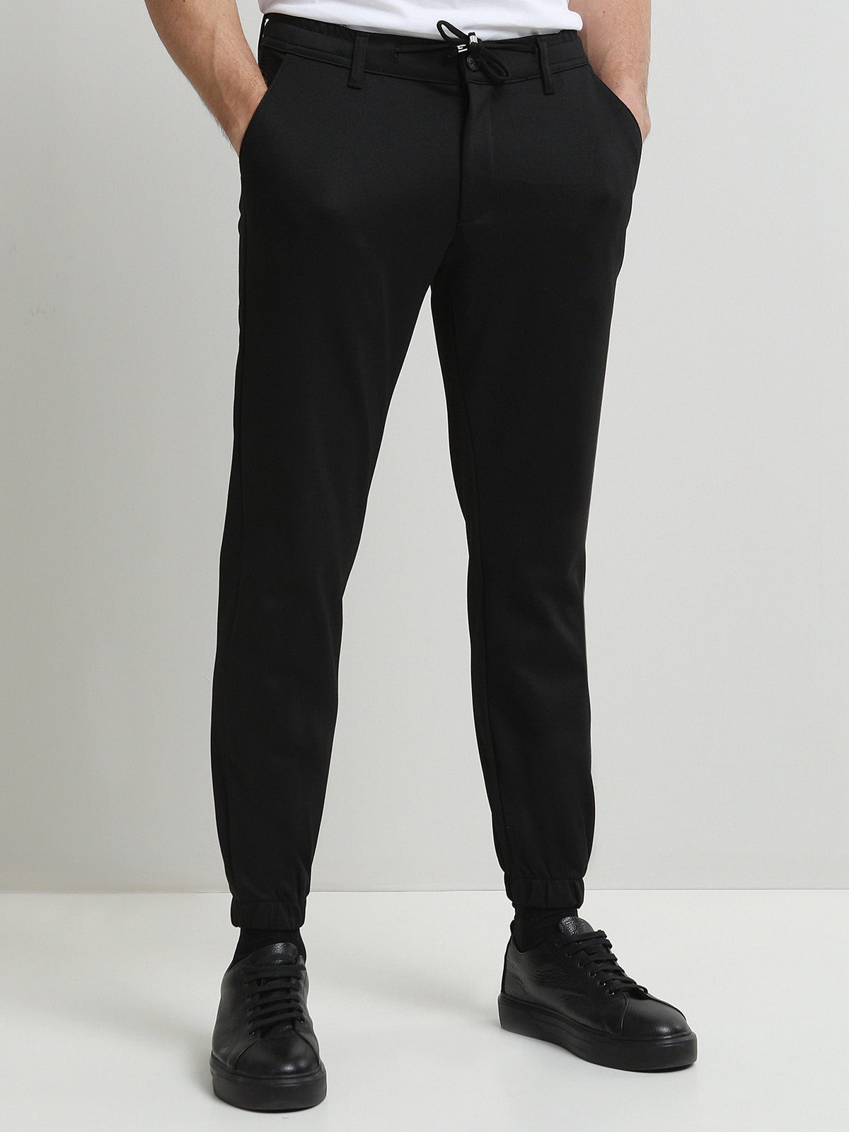 Siyah Dokuma Jogging Fit Smart Casual Pantolon