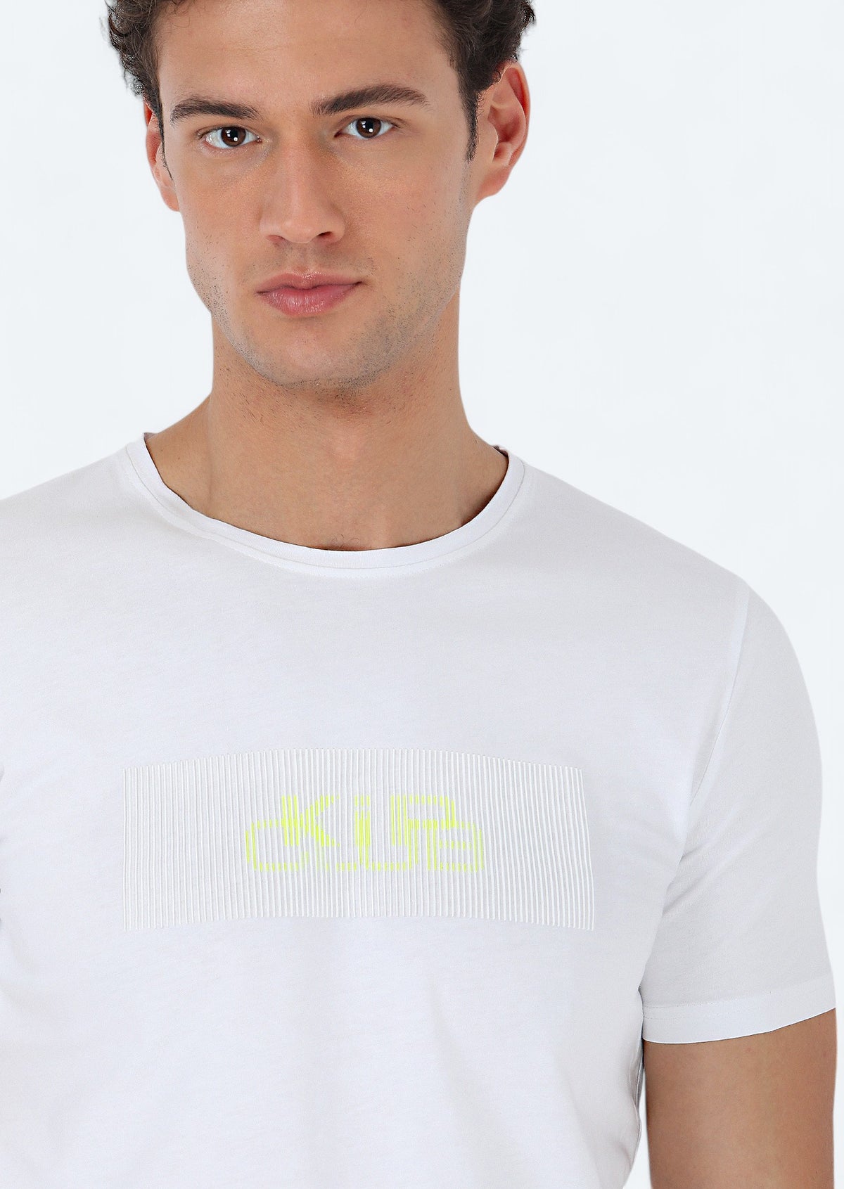 Beyaz Baskılı Bisiklet Yaka %100 Pamuk T-Shirt