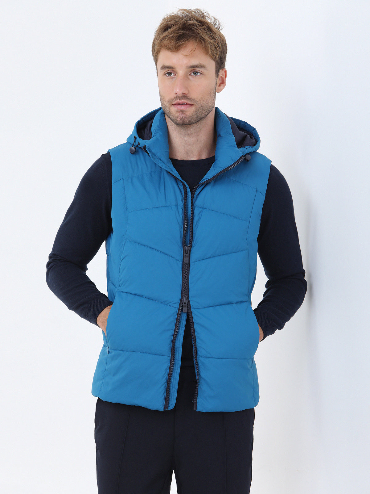 Saks Regular Fit Kapüşonlu Casual Dokuma Spor Yelek