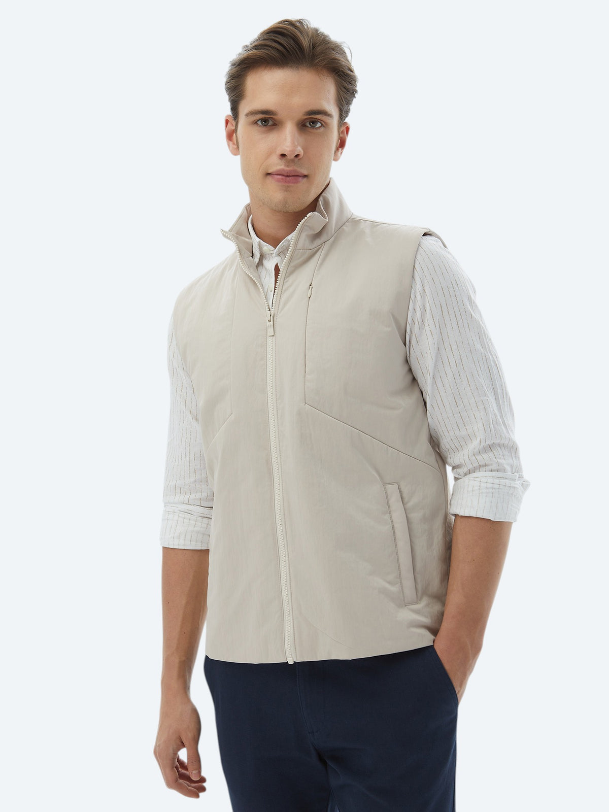 Ekru Regular Fit Dik Yaka Casual Dokuma Spor Yelek
