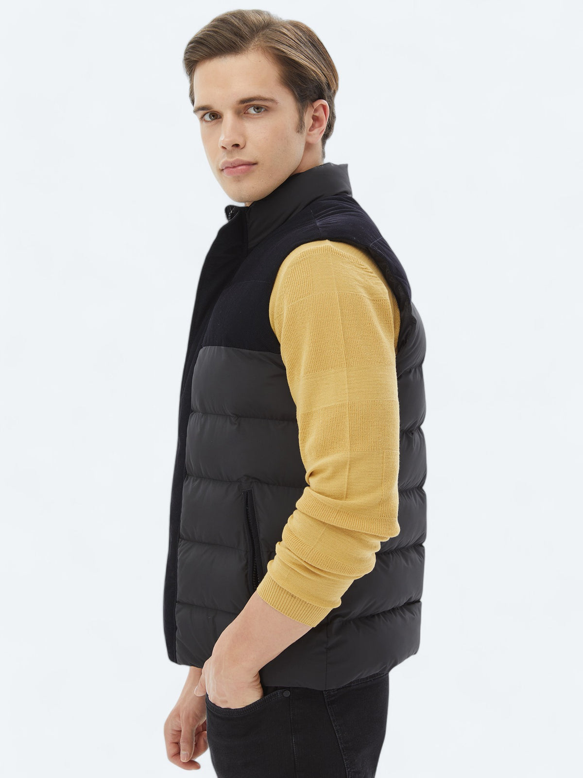 Siyah Regular Fit Dik Yaka Casual Dokuma Spor Yelek