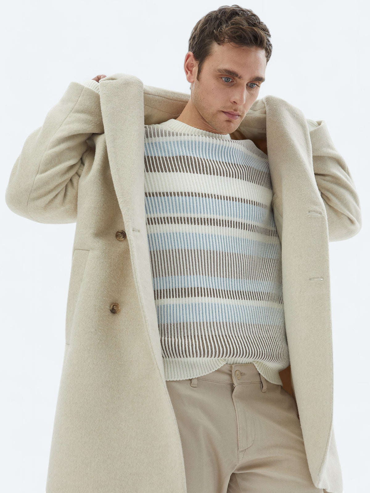 Açık Bej Oversize Fit Kruvaze Yaka Klasik Dokuma Palto