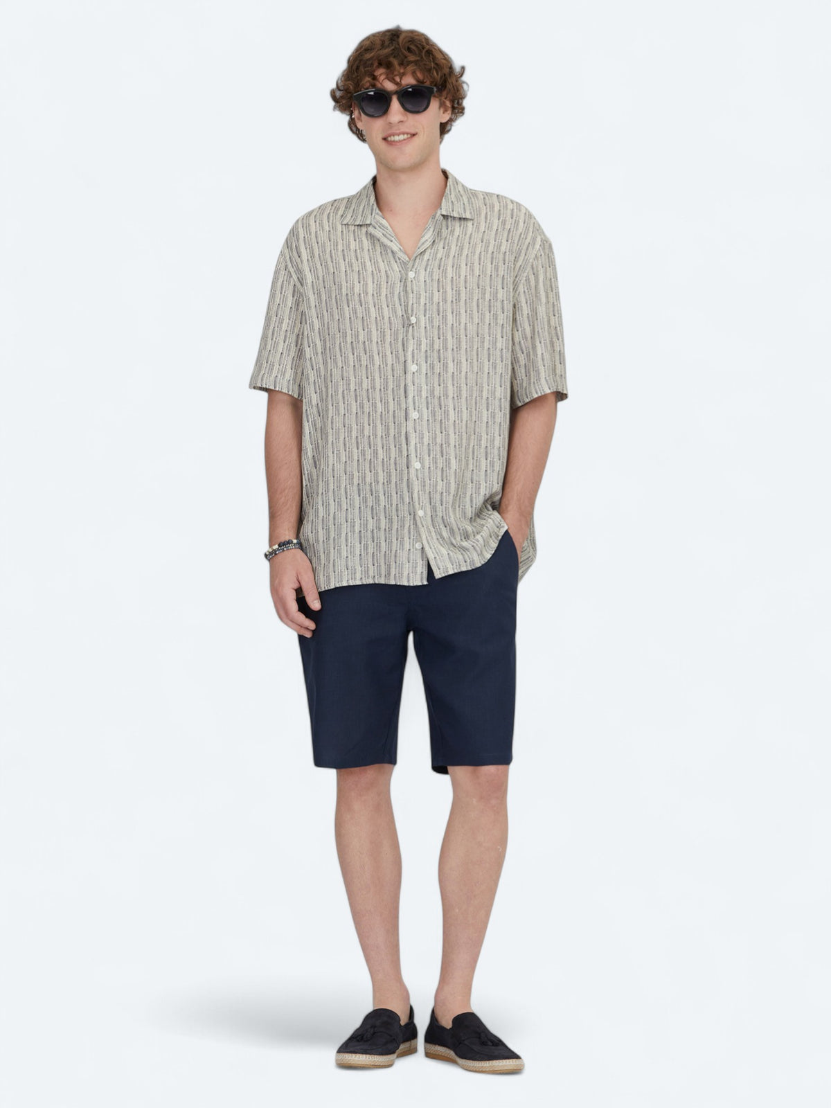 Mavi Desenli Oversize Fit Kısa Dokuma Casual Gömlek