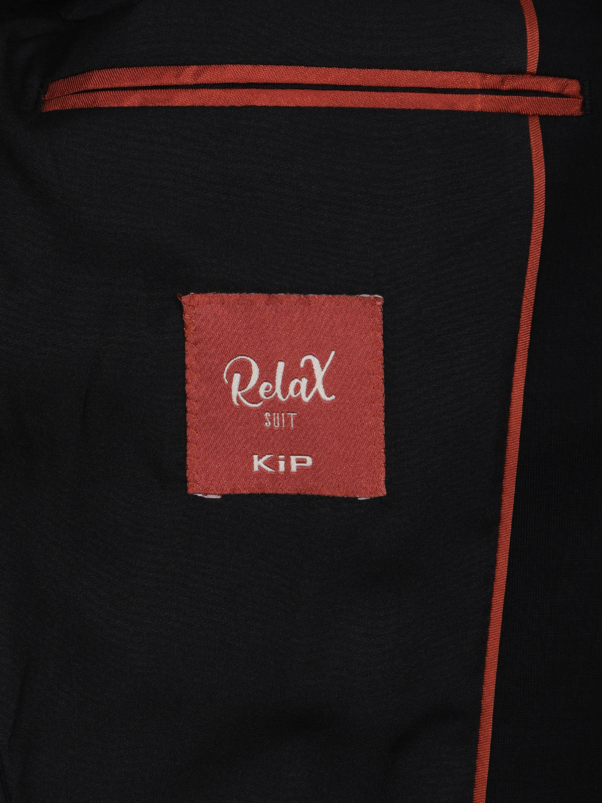 Siyah Çizgili Modern Fit Örme Takım Elbise