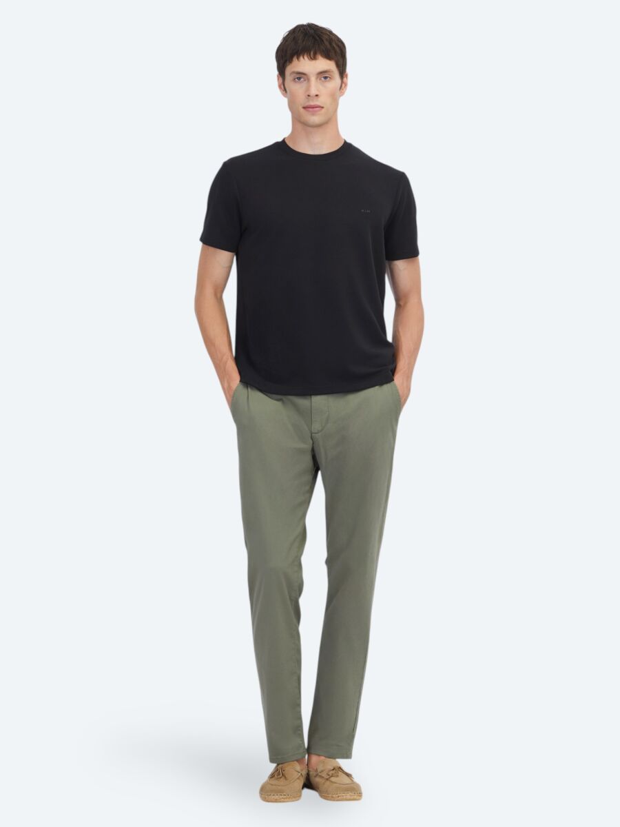 Black Plain T-Shirt - 2