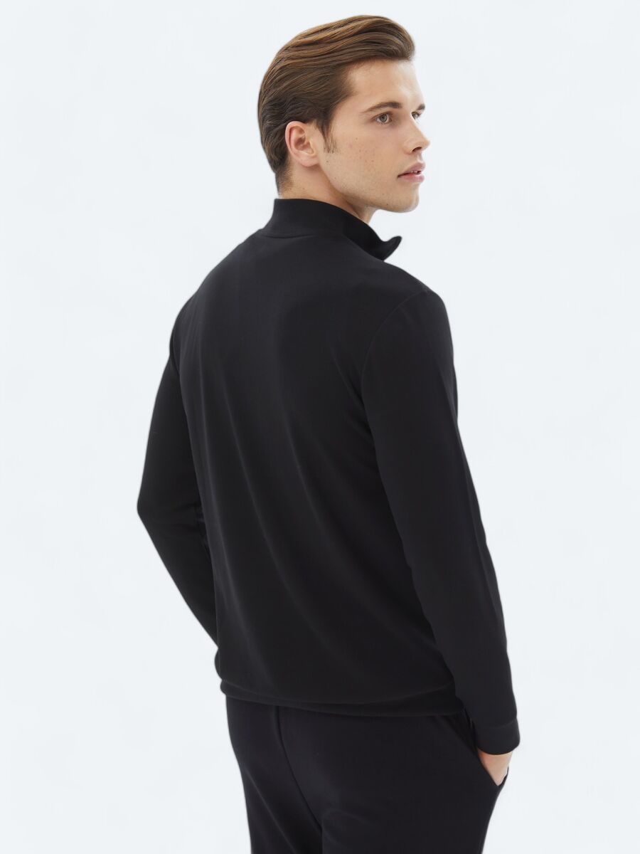 Black Turtleneck Sweatshirt - 6