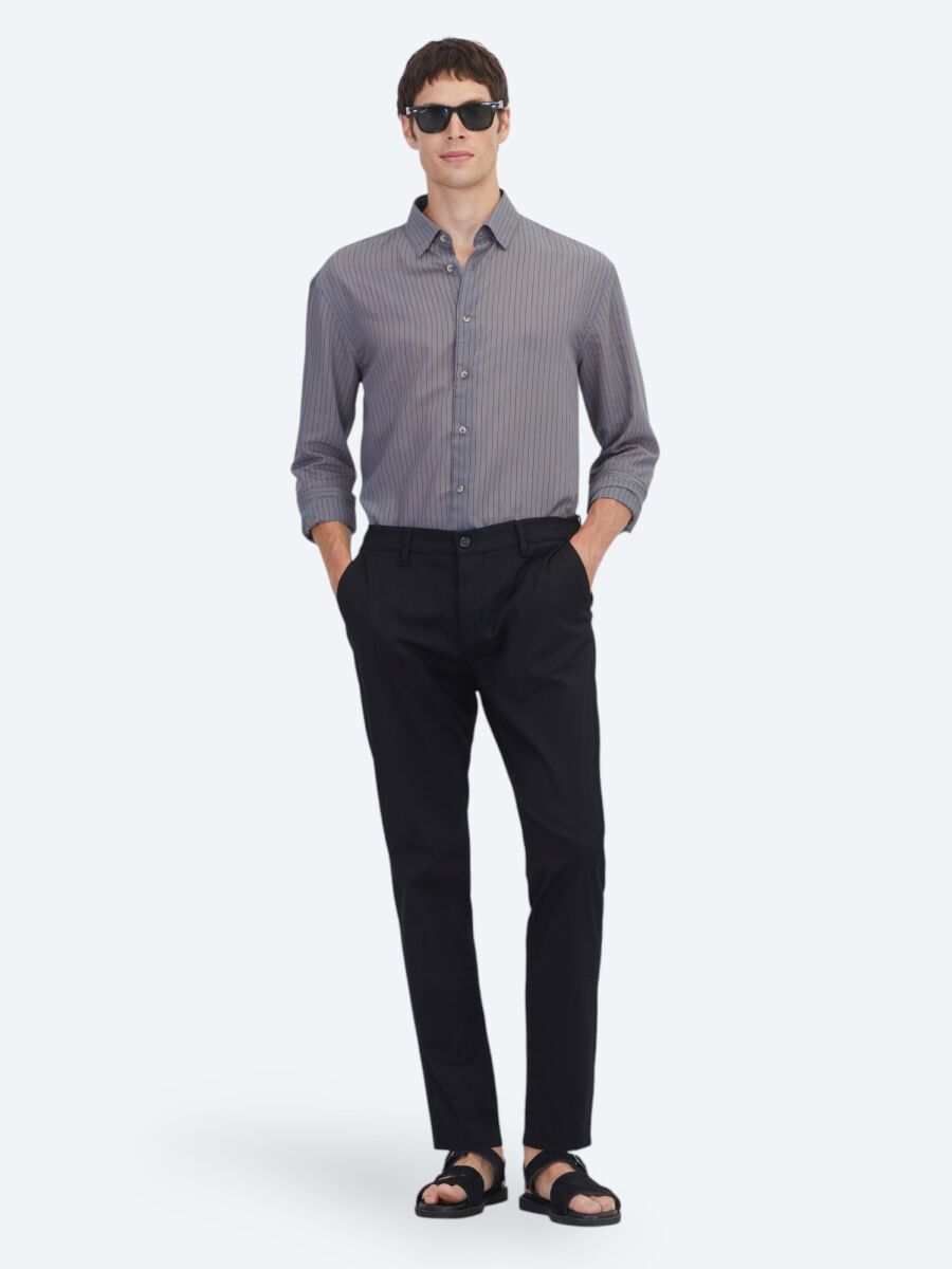 Black Weaving Jogging Fit Casual Cotton Blended Trousers - 1