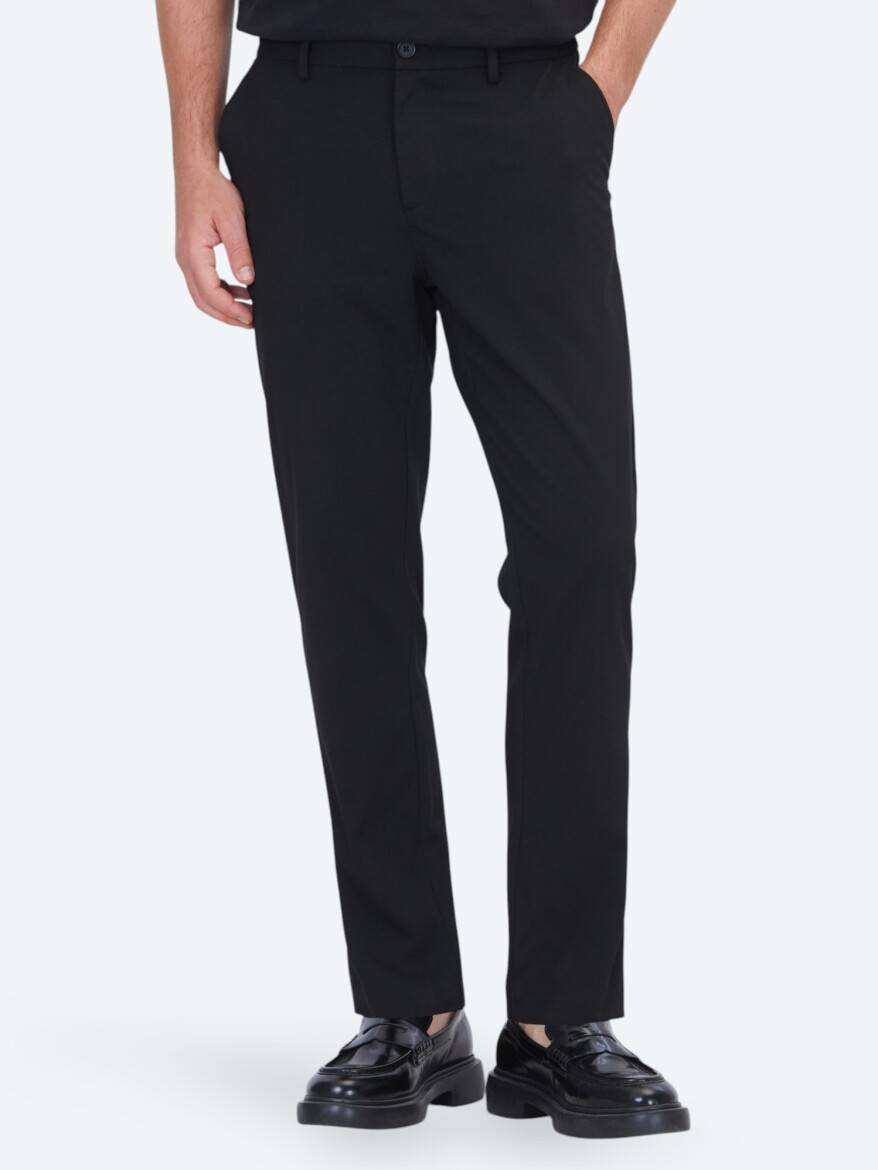 Black Weaving Jogging Fit Casual Trousers - KİP