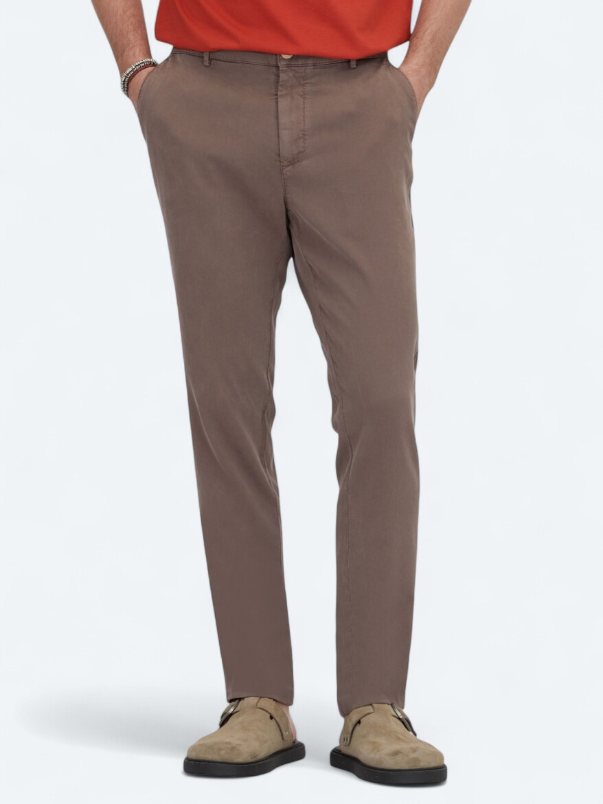 Brown Weaving Jogging Fit Casual Cotton Blended Trousers - KİP