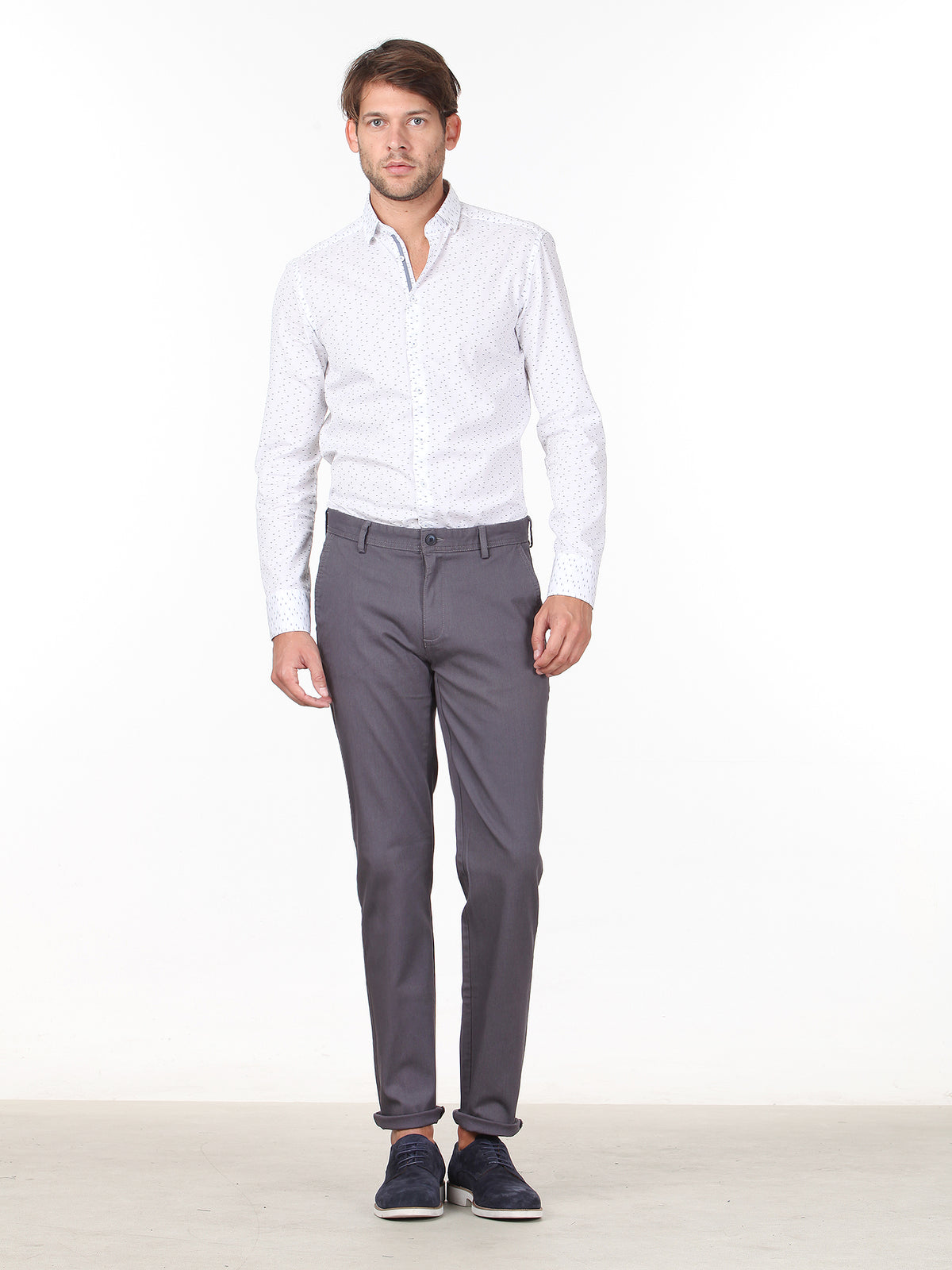 Gri Düz Dokuma Regular Fit Casual Pamuk Karışımlı Pantolon