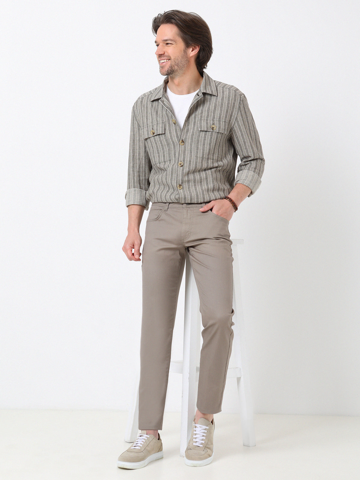 Haki Düz Dokuma Regular Fit Casual Pamuk Karışımlı Pantolon