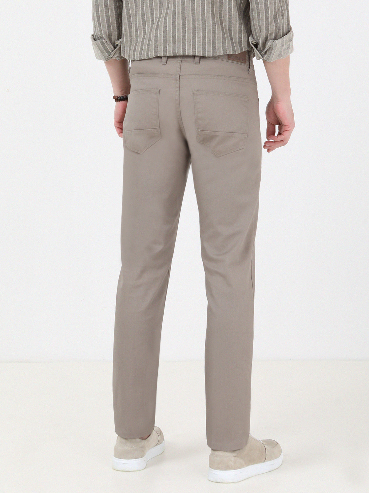 Haki Düz Dokuma Regular Fit Casual Pamuk Karışımlı Pantolon