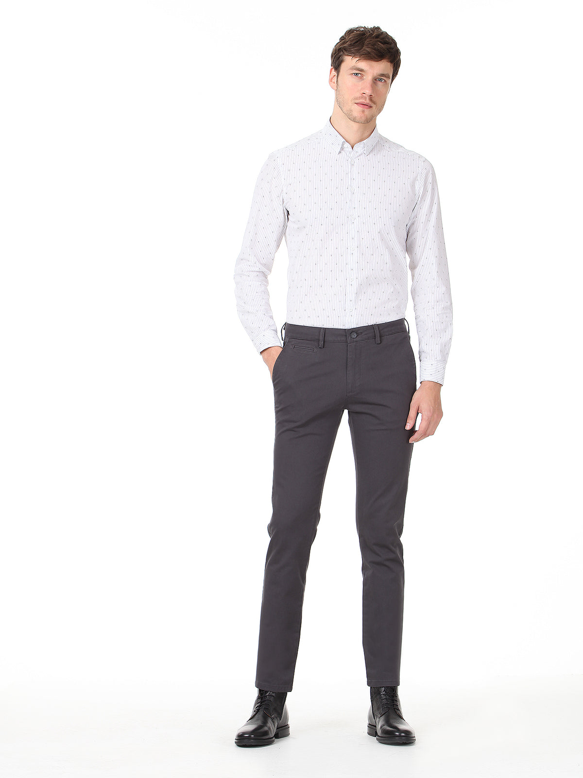 Koyu Gri Düz Dokuma Fitted Fit Casual Pamuk Karışımlı Pantolon