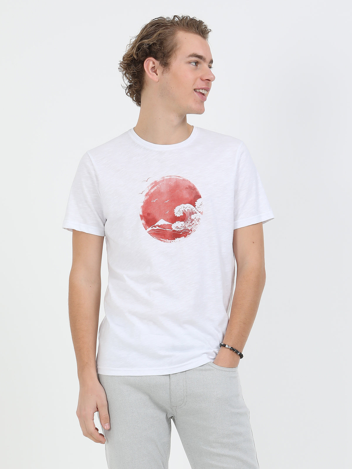 Kırmızı Baskılı Bisiklet Yaka %100 Pamuk T-Shirt