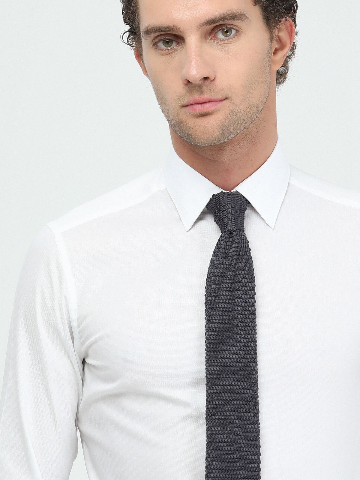 Beyaz Düz Slim Fit Uzun Dokuma Klasik %100 Pamuk Gömlek