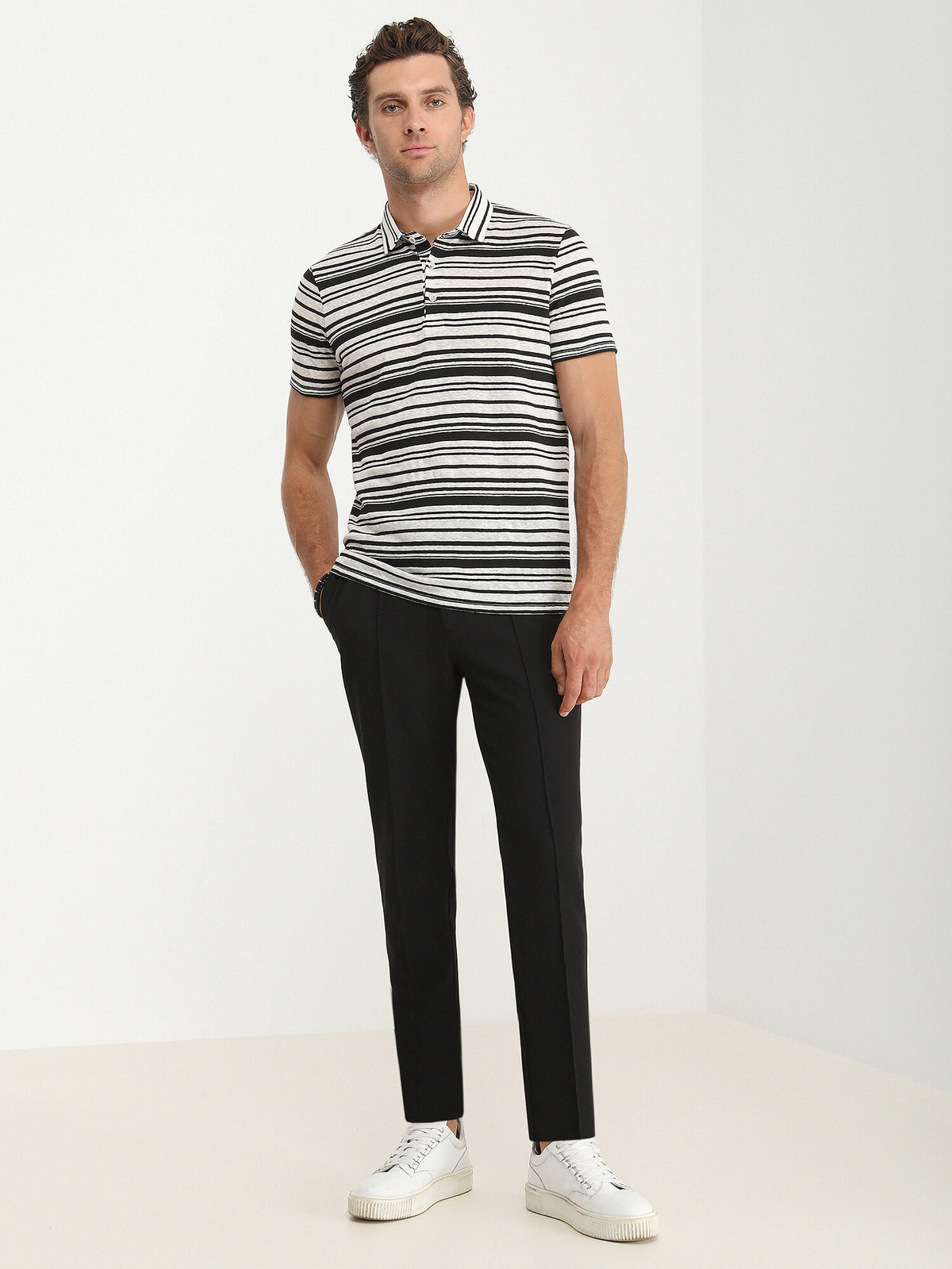 Siyah Çizgili Polo Yaka Keten Karışımlı T-Shirt