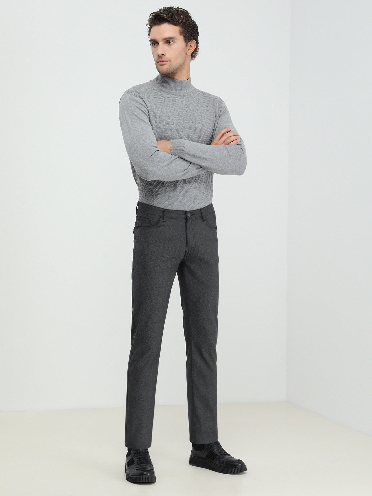 Siyah Dokuma Slim Fit Casual Pamuk Karışımlı Pantolon
