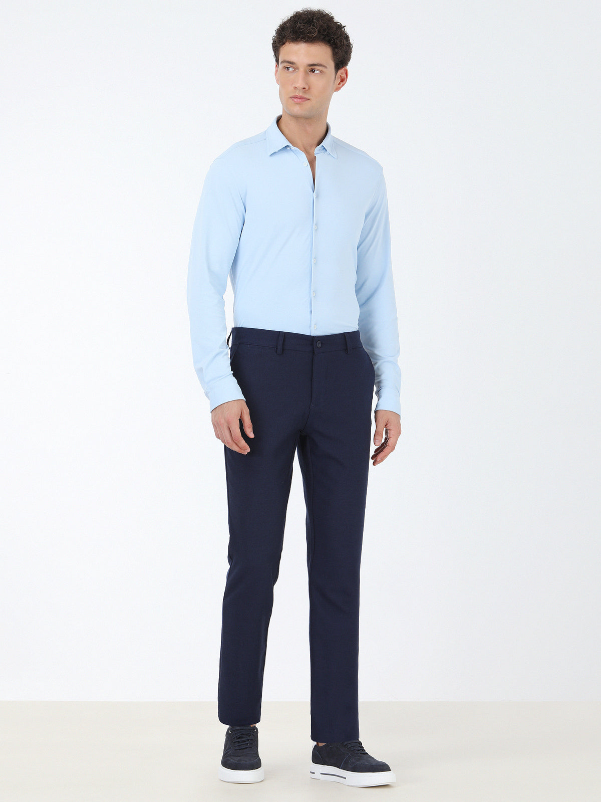 Koyu Lacivert Düz Dokuma Slim Fit Casual Pantolon