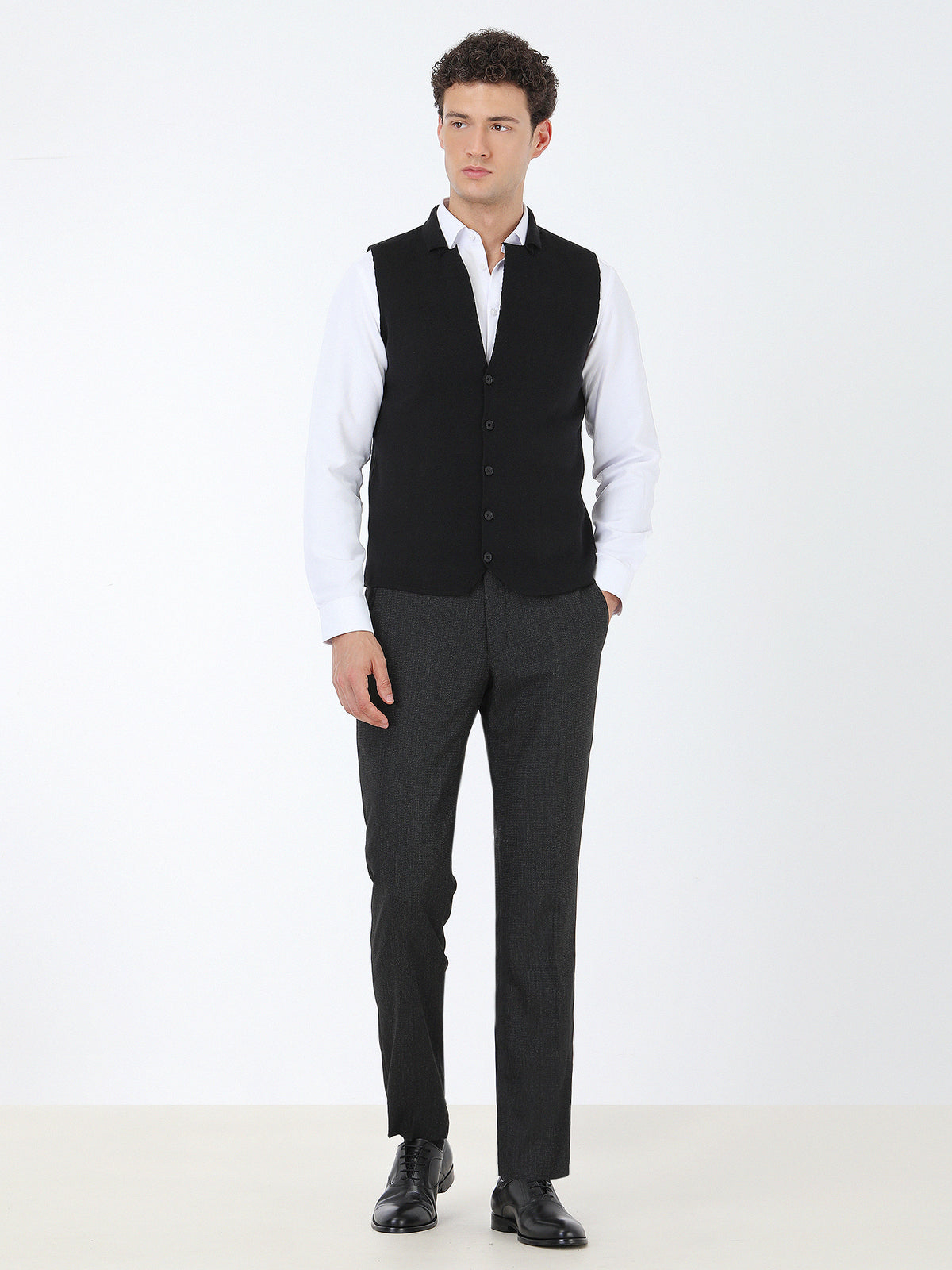 Siyah Regular Fit Casual Örme Triko Yelek