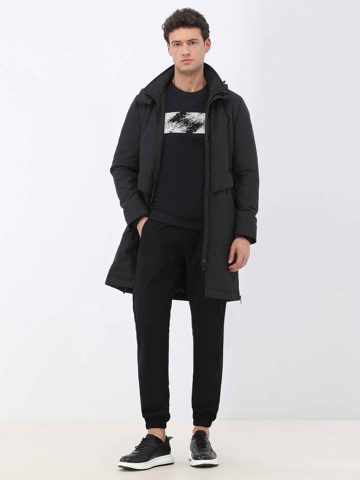Siyah Bisiklet Yaka Sweatshirt