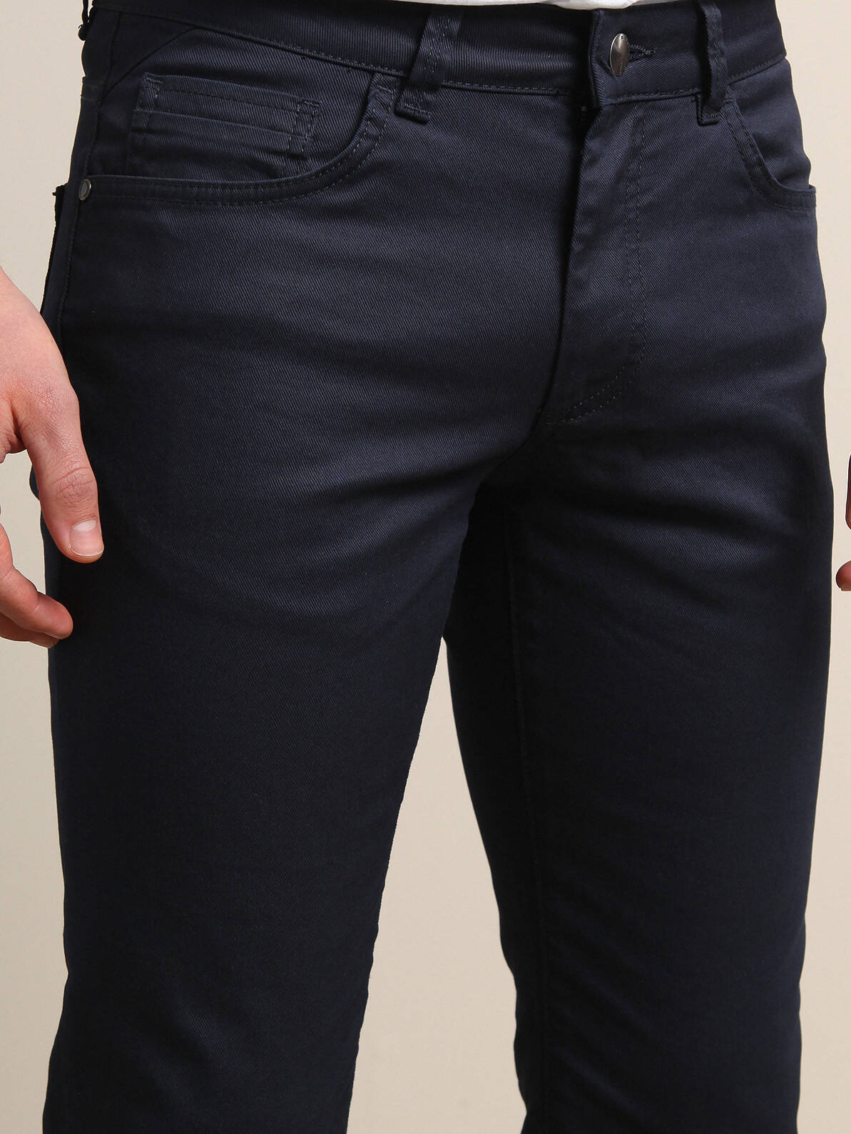Lacivert Düz Dokuma Fitted Fit Casual Pamuk Karışımlı Pantolon