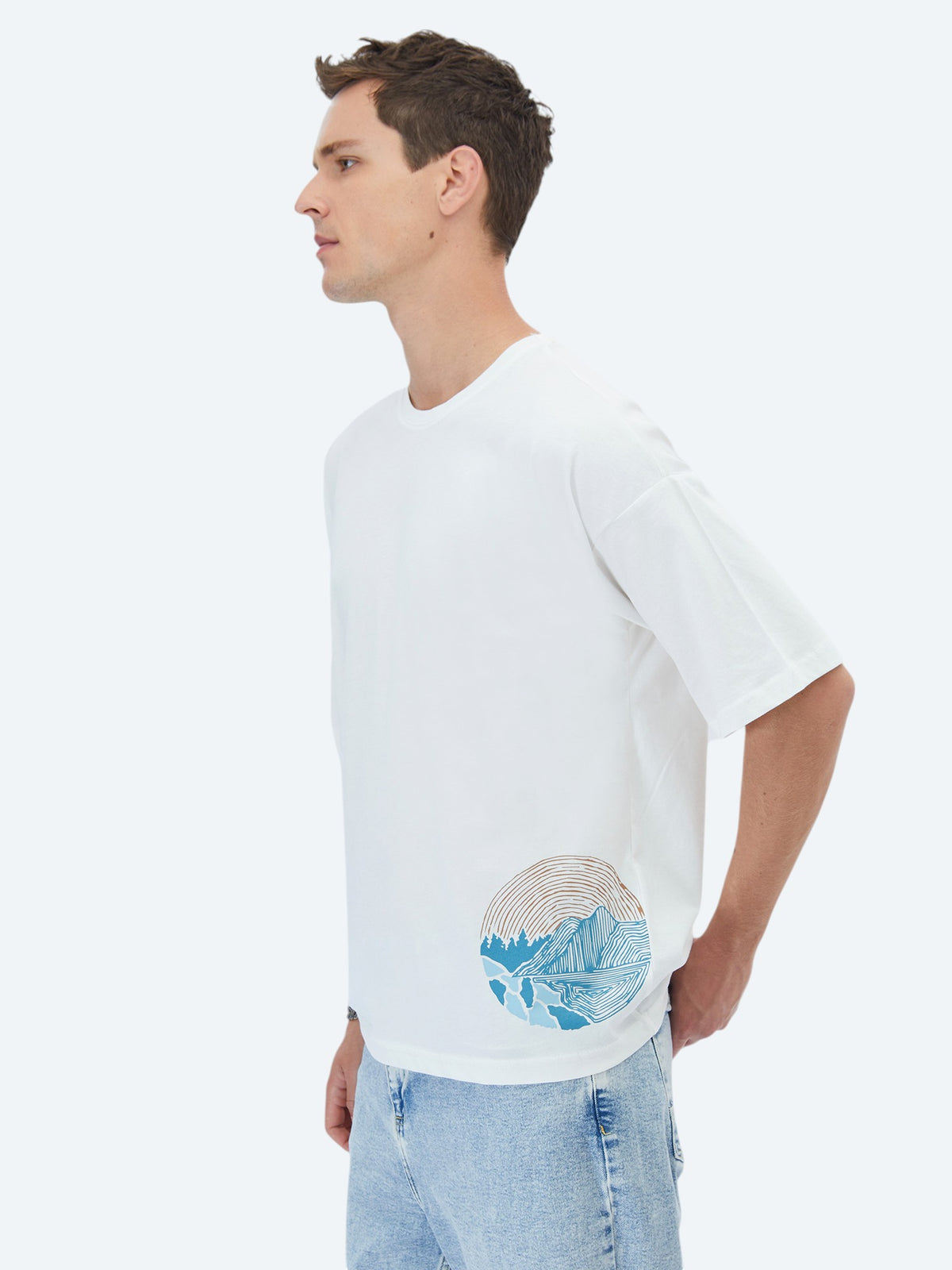 Ekru Baskılı Bisiklet Yaka %100 Pamuk T-Shirt