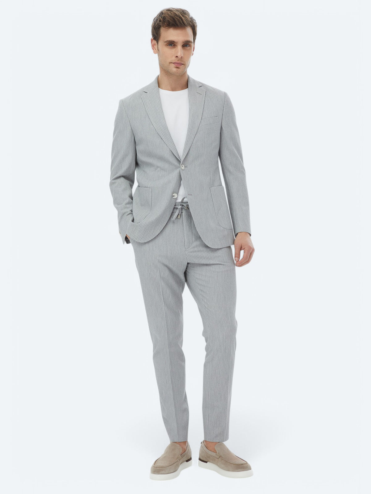 Gri Çizgili Modern Fit Takım Elbise