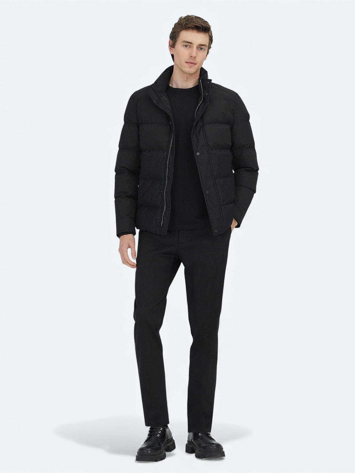 Siyah Regular Fit Kapüşonlu Casual Dokuma Mont