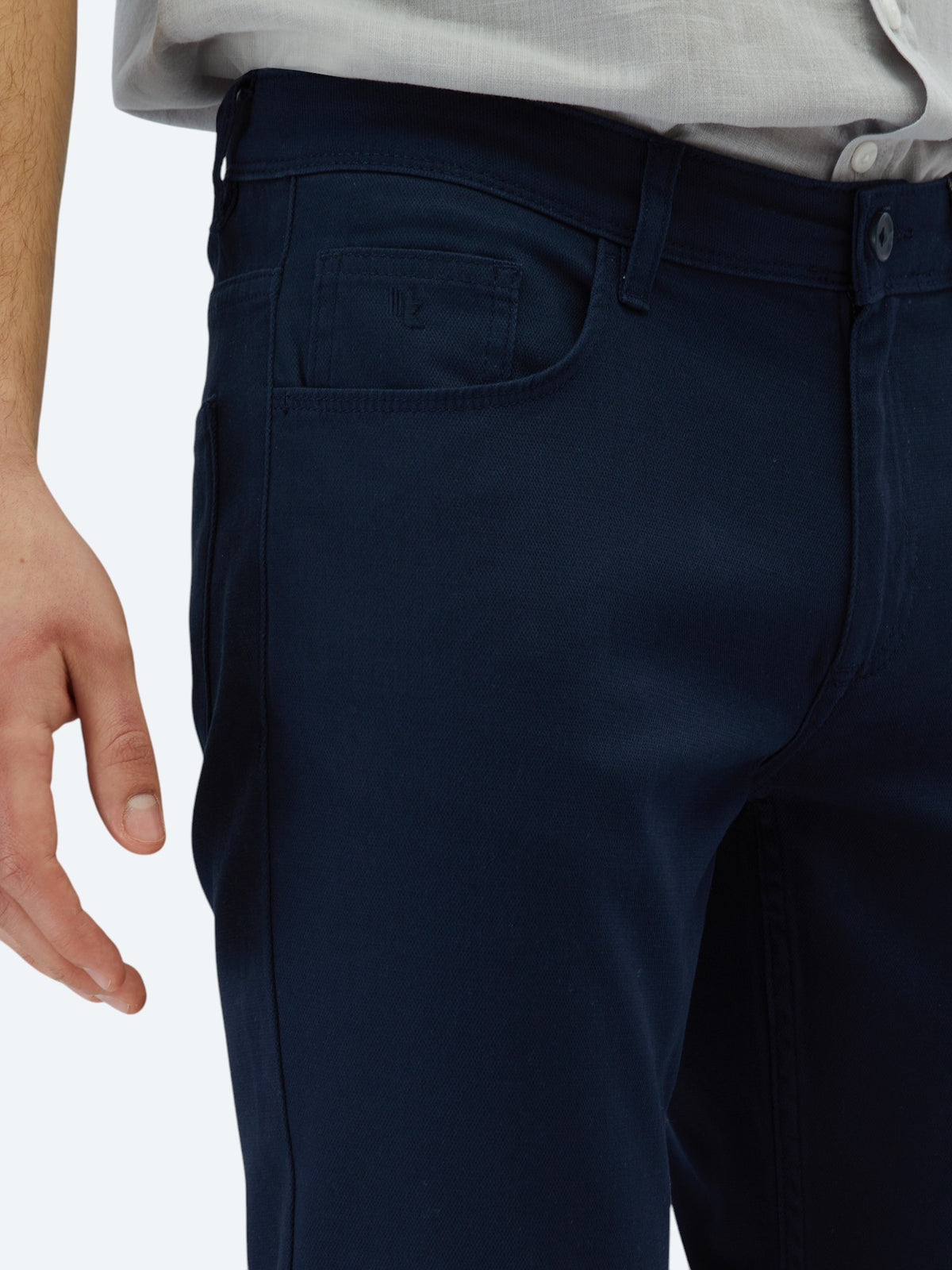 Lacivert Dokuma Slim Fit Casual Pamuk Karışımlı Pantolon