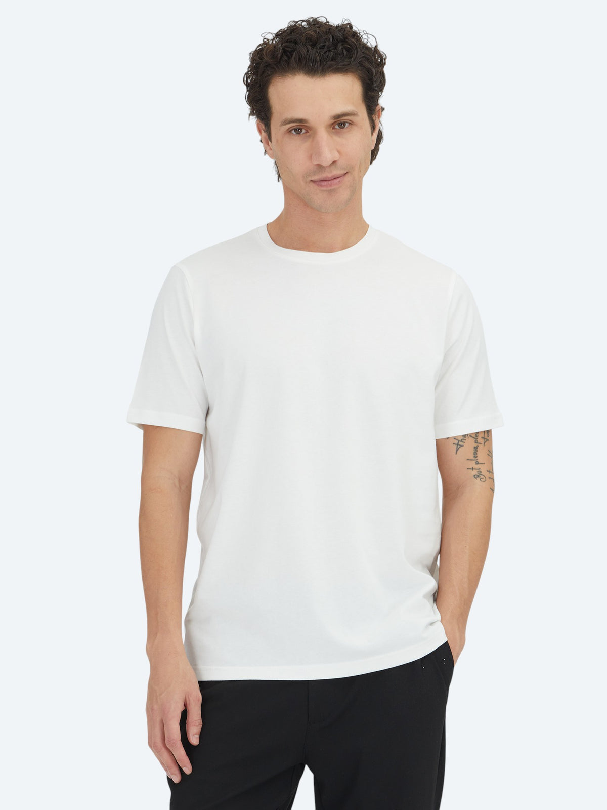 Beyaz Düz Bisiklet Yaka %100 Pamuk T-Shirt