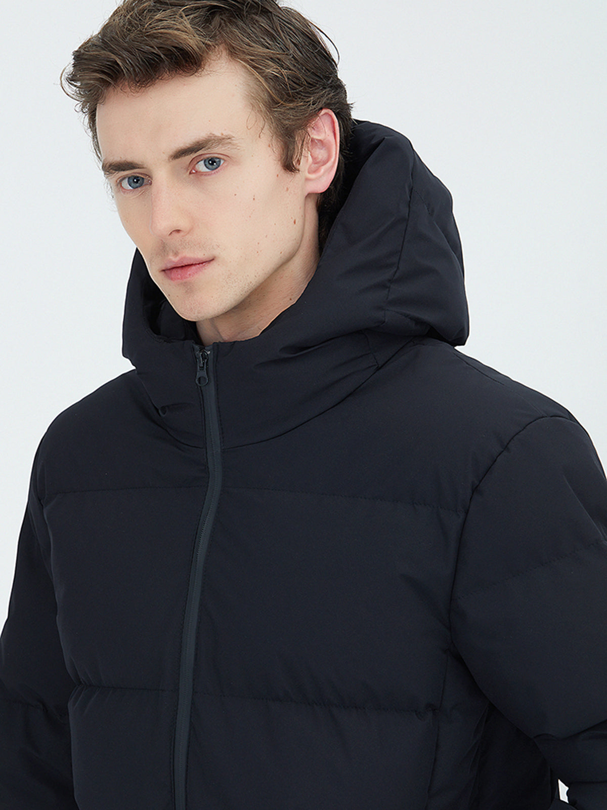 Siyah Regular Fit Kapüşonlu Dokuma Mont