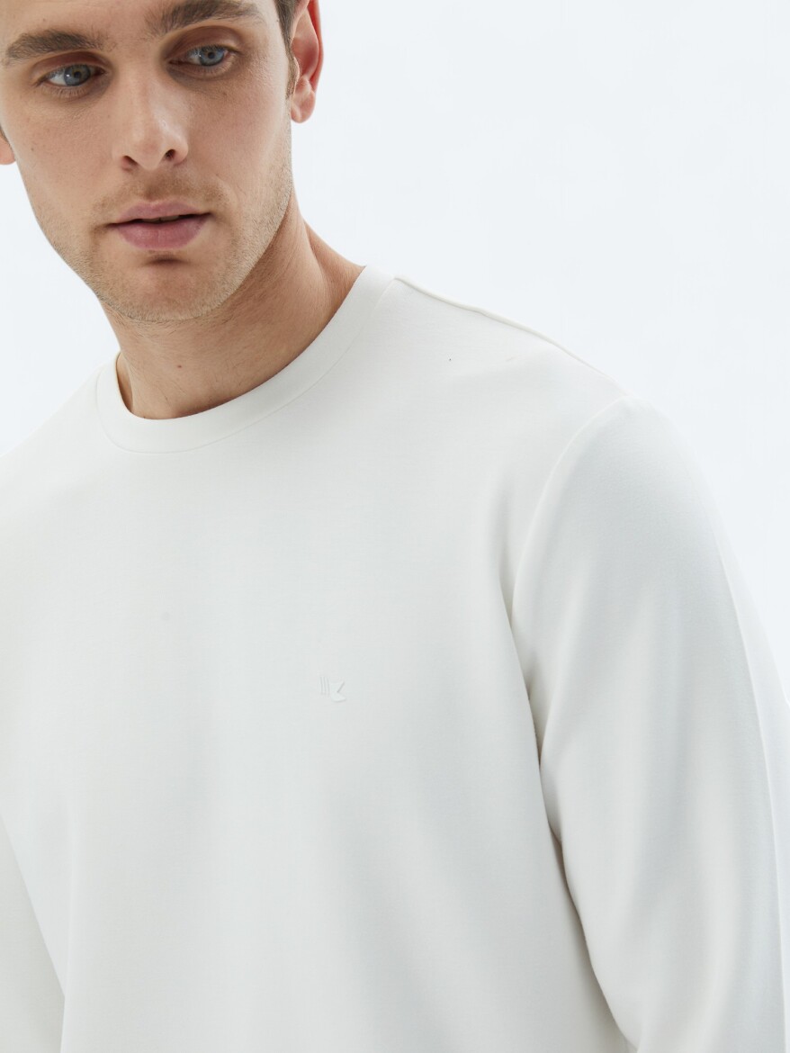 Ecru Crew Neck Sweatshirt - 4