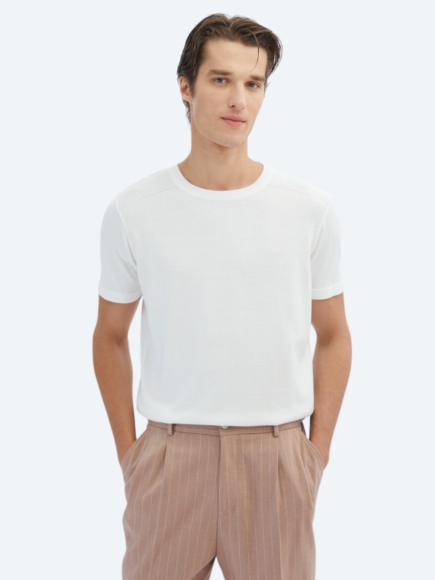 Ekru Bisiklet Yaka Desenli Triko - KİP