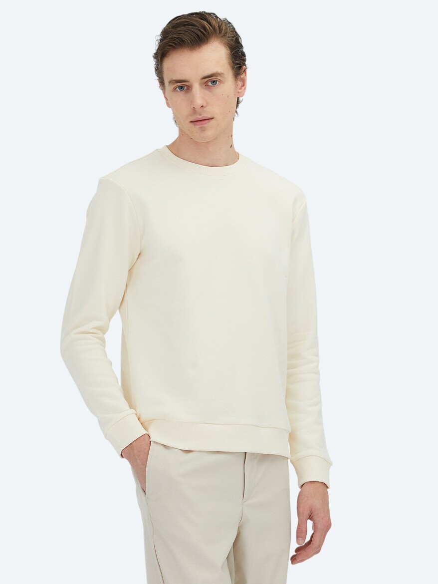 Ekru Bisiklet Yaka Sweatshırt - KİP