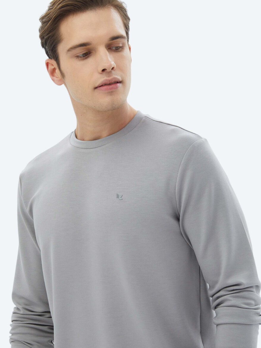 Gri Bisiklet Yaka Baskılı Sweatshırt - 3