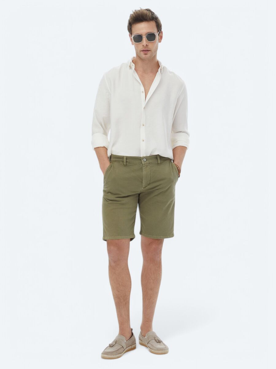 Haki Dokuma Slim Fit Casual Pamuk Karışımlı Bermuda - 1