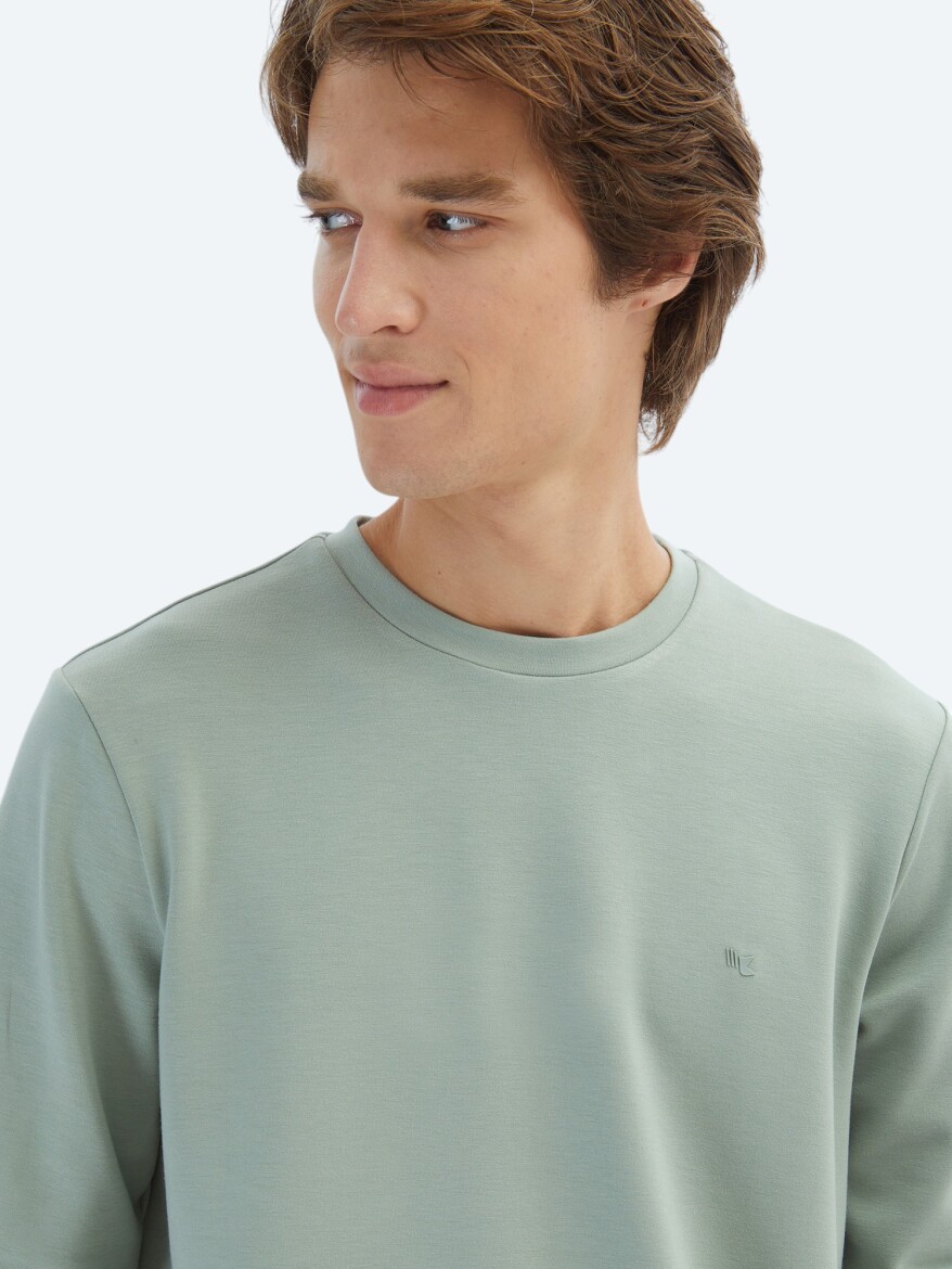 Light Green Crew Neck Sweatshirt - 4