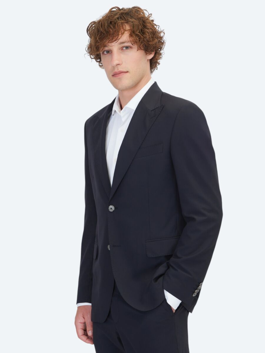 Siyah Çizgili Modern Fit Takım Elbise - 1