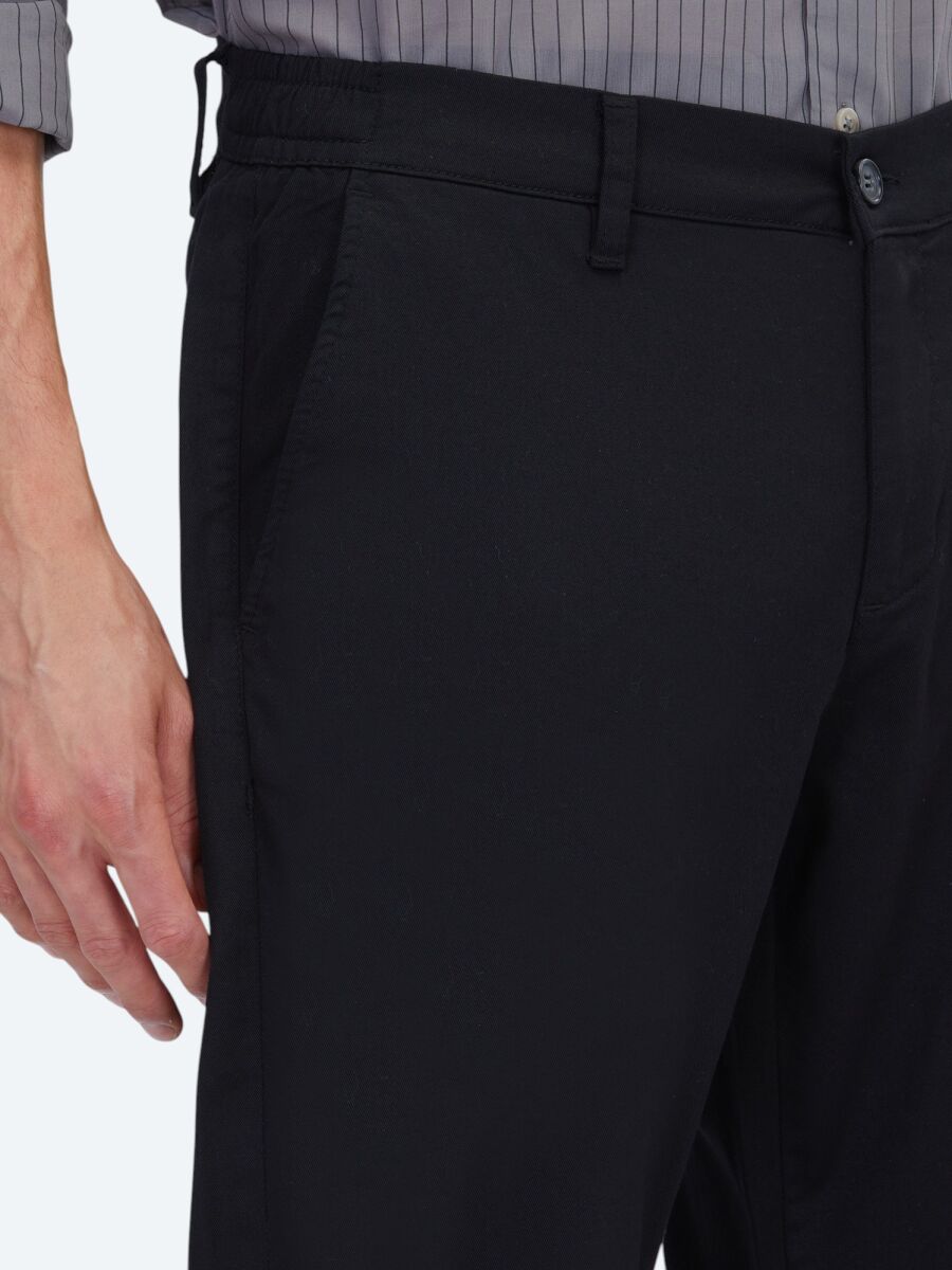 Siyah Dokuma Jogging Fit Casual Pamuk Karışımlı Pantolon - 3