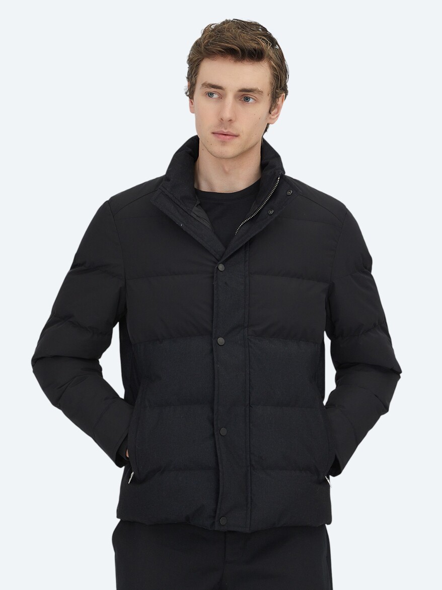 Siyah Regular Fit Kapüşonlu Casual Dokuma Mont - KİP