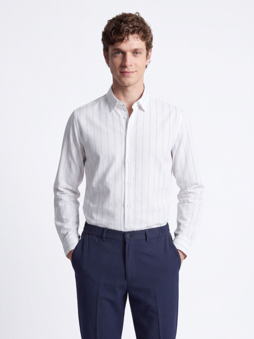 White Striped Regular Fit Weaving Casual Cotton Blended Shirt - 1