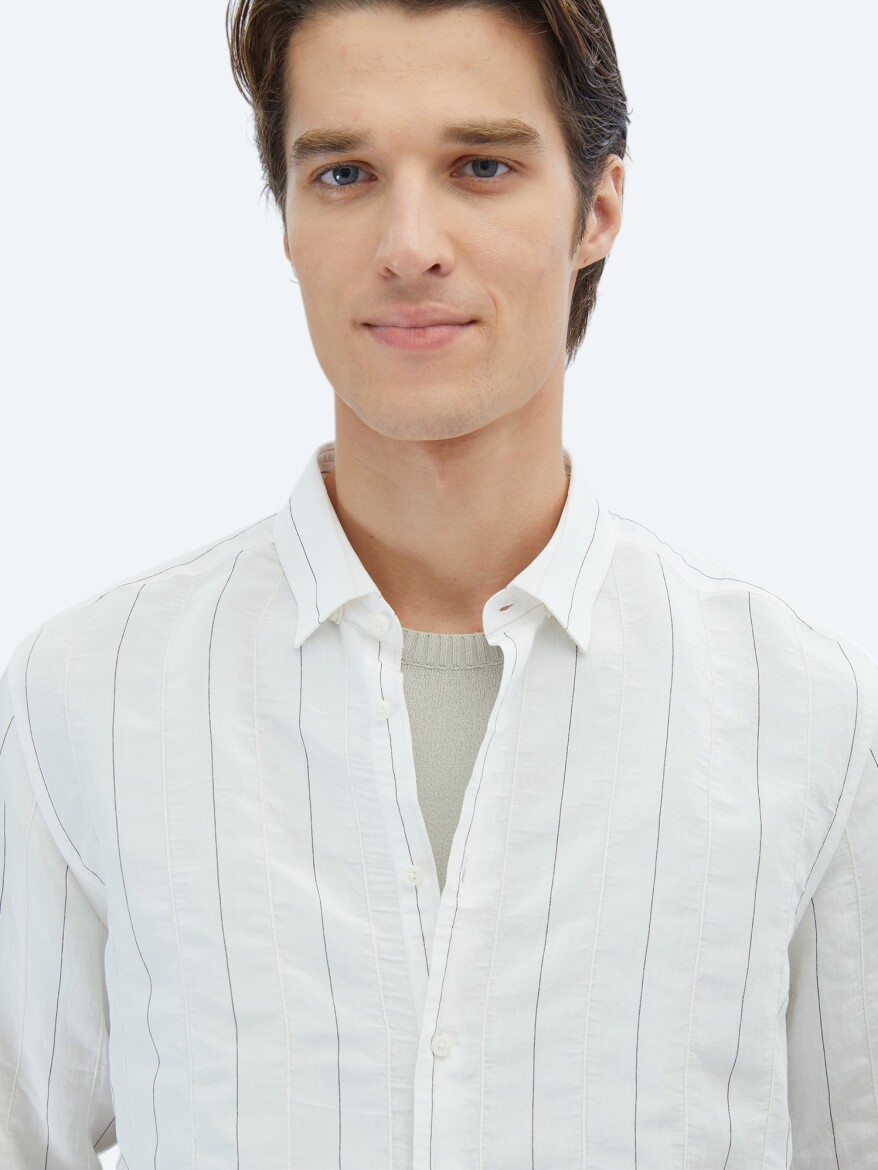 White Striped Regular Fit Weaving Classical Shirt - 3
